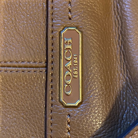 Large coach cross body/over the shoulder bag - Picture 6 of 8